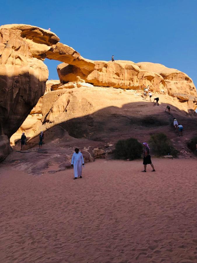 Flowers Rum Camp Wadi Rum Exterior photo